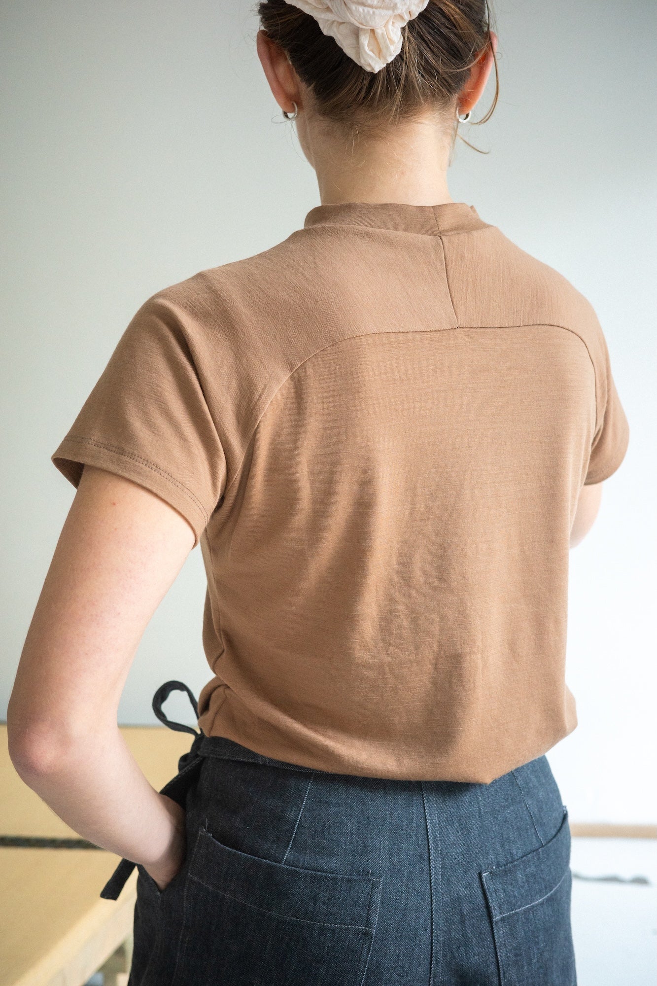 Raglan Tee / Size C / Caramel