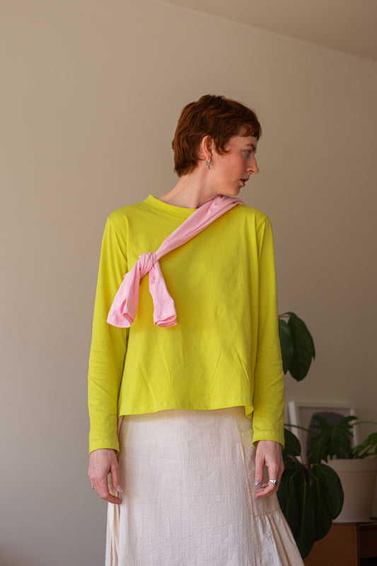 TWIST Tee / Zest