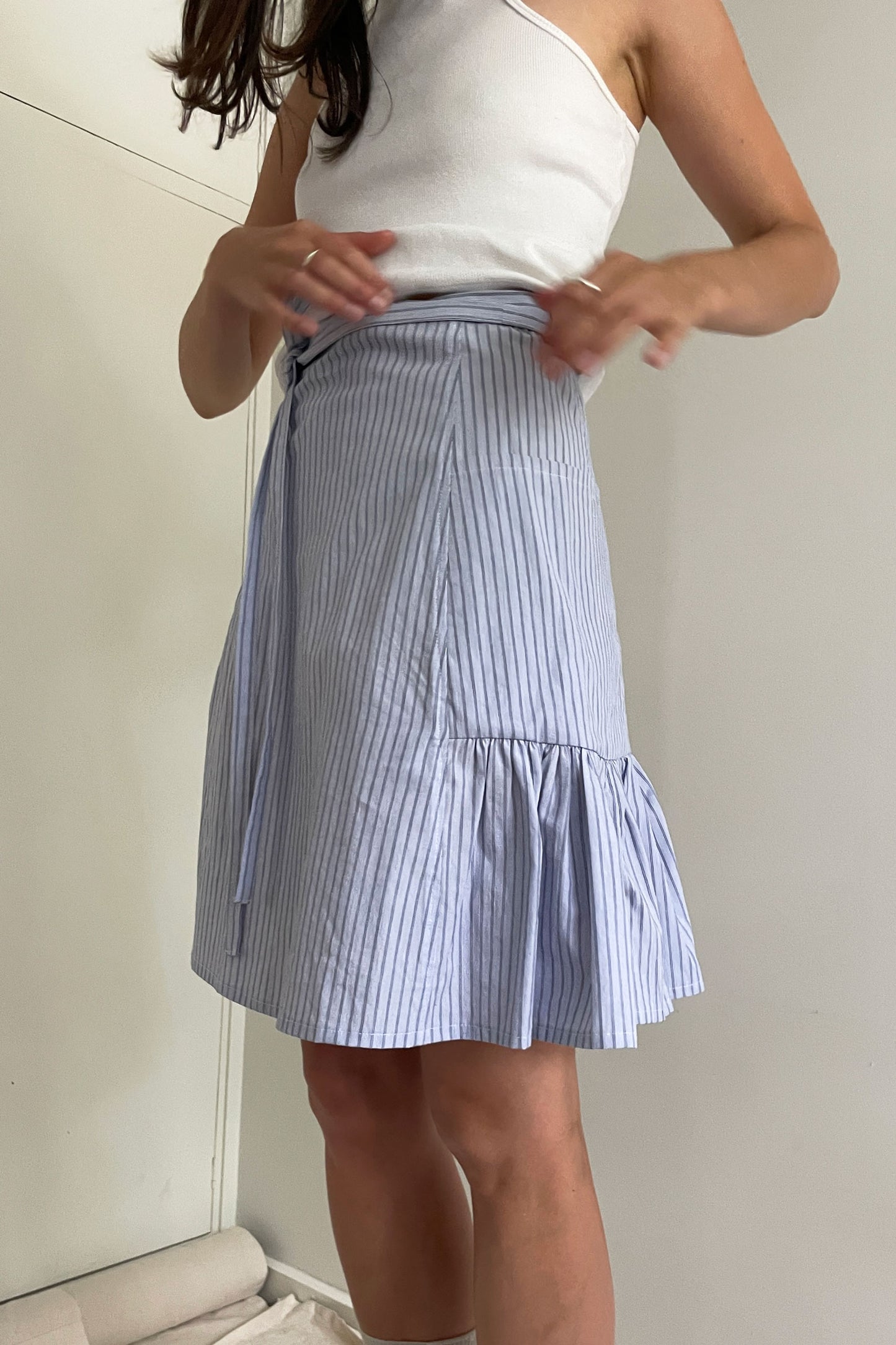 LIMIT Frill CBS / B / B.I.P Blue Multi Stripe