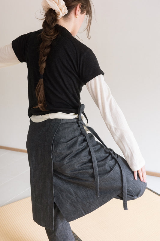 LIMIT Cross Back Skirt / Moonstone Denim